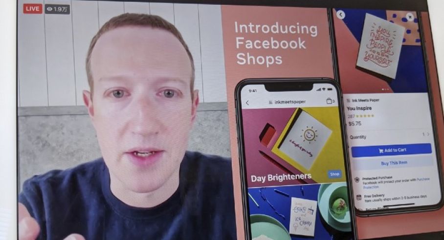 0520-facebook-chica-00