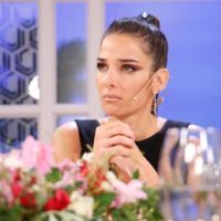 El look de Juana Viale en "La Noche de Mirtha"