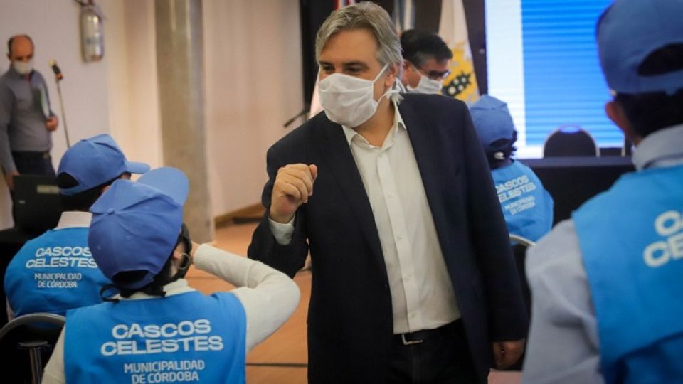 CAMBIOS. El intendente Llaryora reperfila la gestión para después de la pandemia.