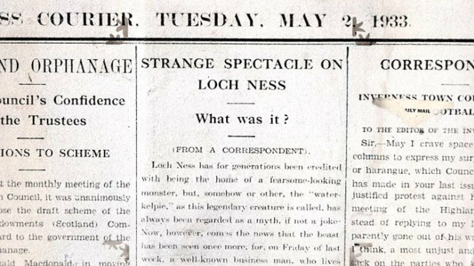 El 2 de mayo de 1933, el diario escocés The inverness Courier saltaría a la fama mundial al publicar un detallado artículo en el que habló de un “una criatura” y un “extraño espectáculo en el lago Ness”, unos 270 km de Edimburgo.