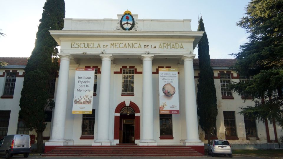 Ex-ESMA.