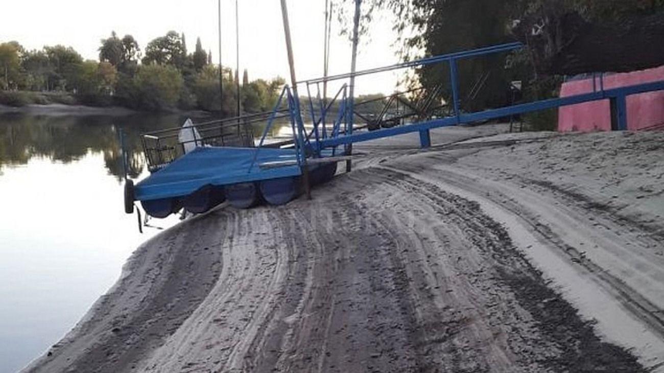 El Río Gualeguaychú y las Cataratas casi sin agua