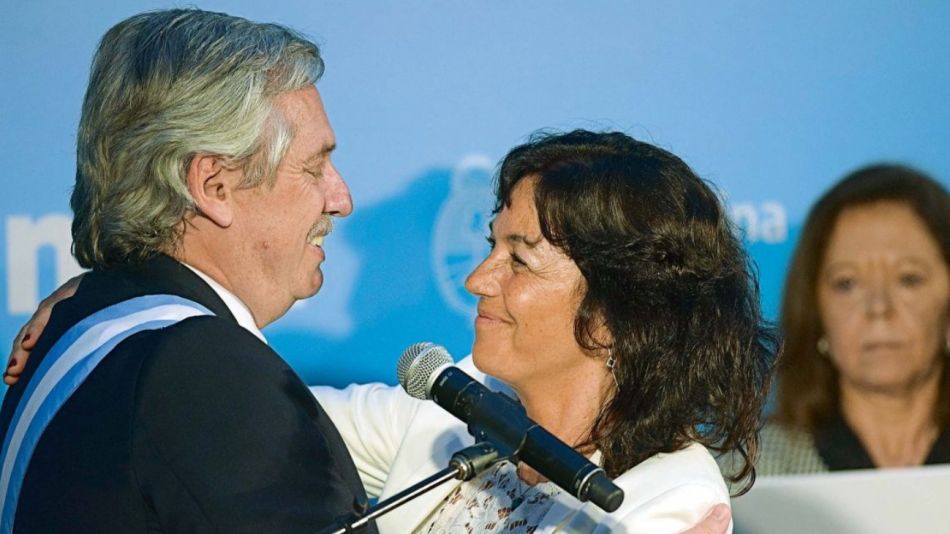 alberto-fernandez-y-vilma-ibarra-05052020