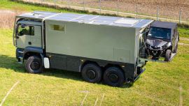 Su fuerte está en su autonomía de 3.300 km gracias a un depósito de combustible de casi 1.000 litros.