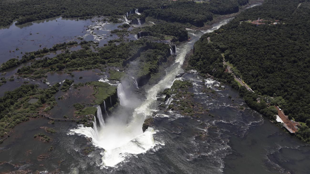 Las Cataratas del Iguazú vistas desde el aire en Enero de este año.