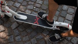 Los frenos de disco son la mejor opción. Son los más efectivos y fáciles de mantener y desarmar.