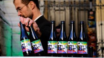 Francia tira la cerveza