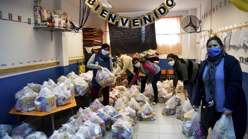 Buenos Aires: Parroquia Caacupé de la Villa 21-24