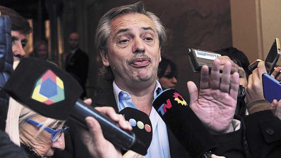 AF. Ha mantenido una sólida relación con la opinión pública.