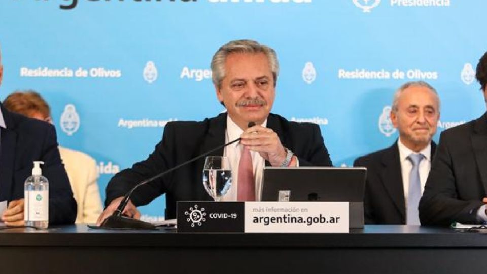 Alberto Fernández en conferencia de prensa.