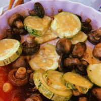 La China Suárez y Benjamín Vicuña disfrutan de un almuerzo de domingo