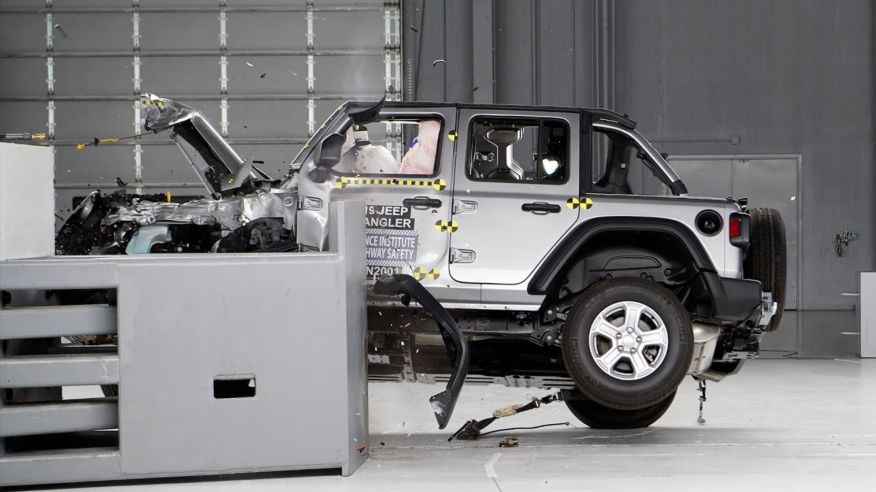 Jeep Wrangler crash test
