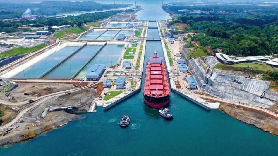 Aunque está entre dos océanos, el Canal de Panamá se está quedando sin agua