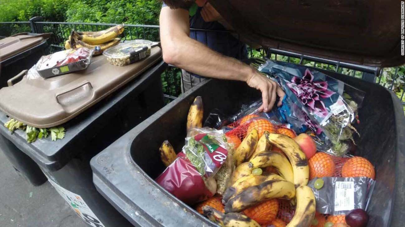 En algunos puntos del planeta la comida no llega; en otros hay que tirarla. En todas partes, la pandemia hizo cortar la cadena de distribución