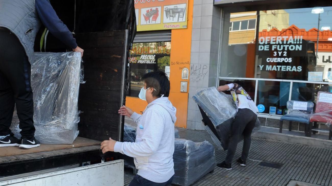 Hoy reabren en la ciudad de Buenos Aires con la flexibilización de la cuarentena locales comerciales de distintos rubros