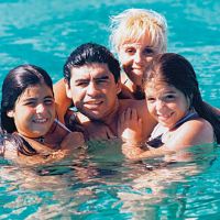 El emotivo cumpleaños de Gianina Maradona