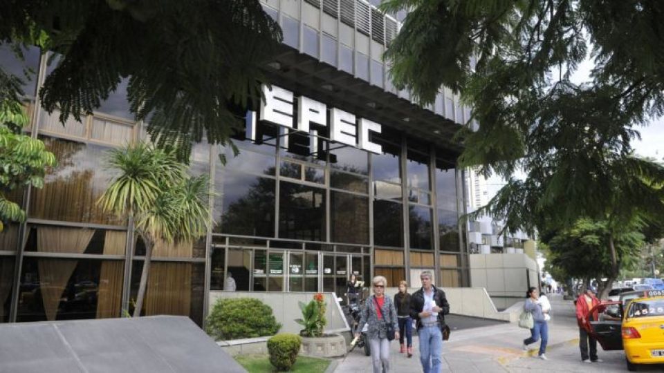 RECLAMO. Almaceneros, con fuerte caída en las ventas, pedirán esta semana una reducción en la tarifa de la energía eléctrica.