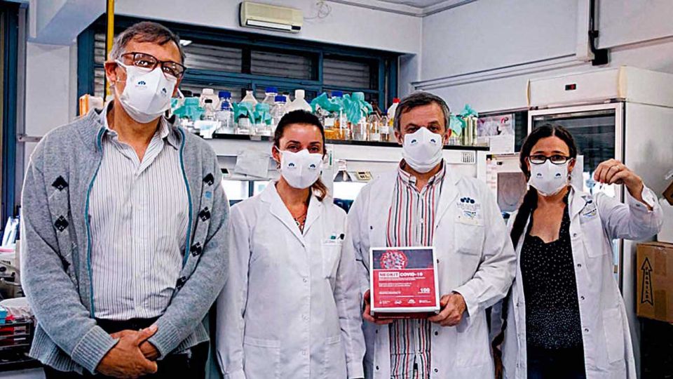 Equipo. Santiago Werbajh, Luciana Larocca, Adrián Vojnov y Carolina Carrillo, creadores del test diagnóstico.