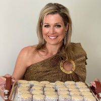 Máxima celebra su cumpleaños dando la receta argentina de alfajores de maizena