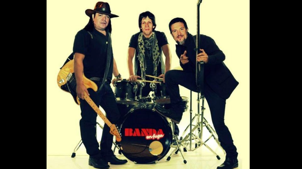 Historias de cantantes y músicos independientes en cuarentena