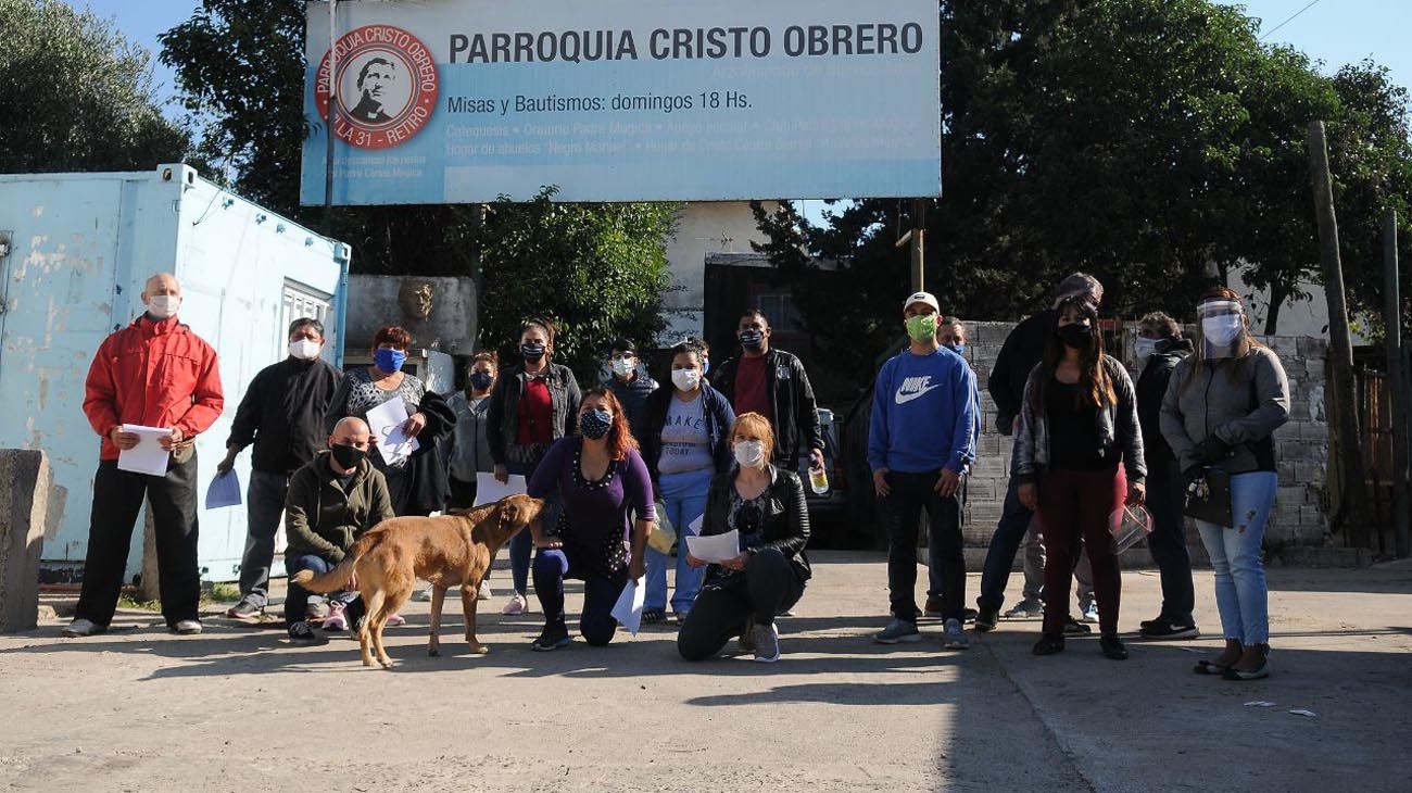 EN LA PARROQUIA CRISTO OBRERO, ANTE EL ABANDONO DEL GOBIERNO DE LA CIUDAD PEDIMOS LA INTERVENCIóN DEL ESTADO NACIONAL PARA FRENAR LA CURVA EXPONENCIAL QUE SE ESTá PRODUCIENDO EN EL BARRIO PADRE MUGICA