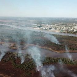 Si algo le faltaba a la bajante eran incendios intencionales en la isla Las Damas, frente a Goya.