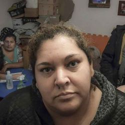 2020-05-17 - 11:25:00 hs.  Buenos Aires: Murio por coronavirus Ramona Medina, la vocera de la Garganta Poderosa en el Barrio 31  Ramona Medina, la vocera de la Garganta Poderosa que era insulinodependiente y habia contraido coronavirus en el Barrio 31 de Retiro despues de 12 días sin agua, murio hoy en un hospital de la Ciudad a los 42 anos tras permanecer tres dias internada y con toda su familia contagiada, entre ellos una hija con discapacidad múltiple, segun informo la organizacion. | Foto:telam