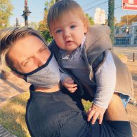 La primera salida luego de 60 días en cuarentena de Lionel Ferro y su hija, Roma