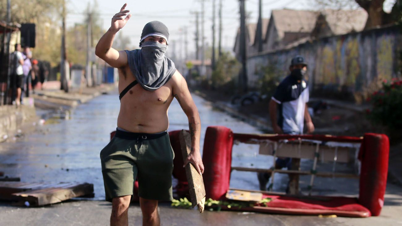 Protesta comuna el bosque en Santiago de Chile