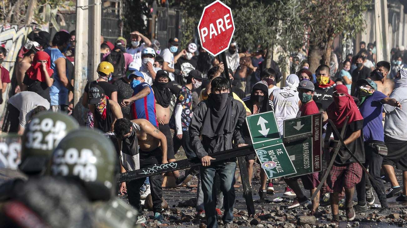 Protesta comuna el bosque en Santiago de Chile