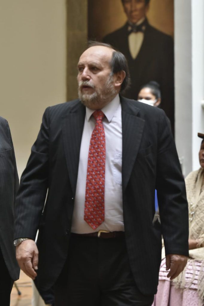 Marcelo Navajas, ministro de Salud, detenido.
