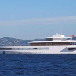 Así es el I-Yacht, el yate que mandó a diseñar Steve Jobs: minimalista pero con lo último en tecnología.