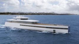 Así es el I-Yacht, el yate que mandó a diseñar Steve Jobs: minimalista pero con lo último en tecnología.