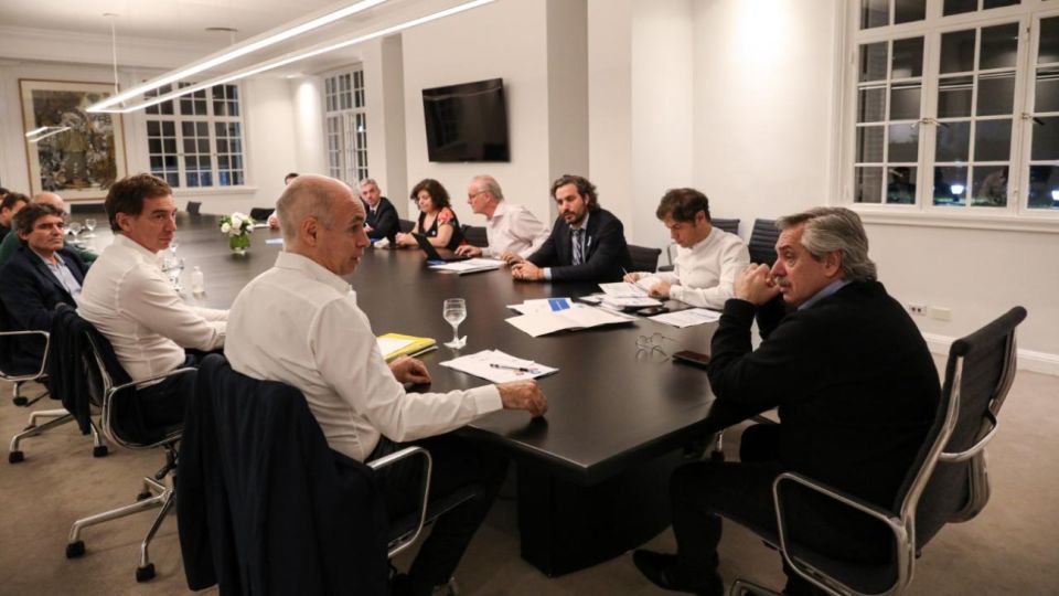 Nación, Provincia y Ciudad. El presidente Alberto Fernández recibió al gobernador bonaerense, Axel Kicillof, y al jefe de Gobierno porteño, Horacio Rodríguez Larreta.