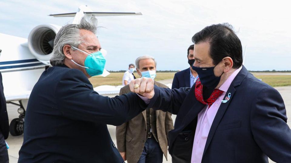 El presidente Alberto Fernández en Santiago del Estero con gobernador Gerardo Zamora.