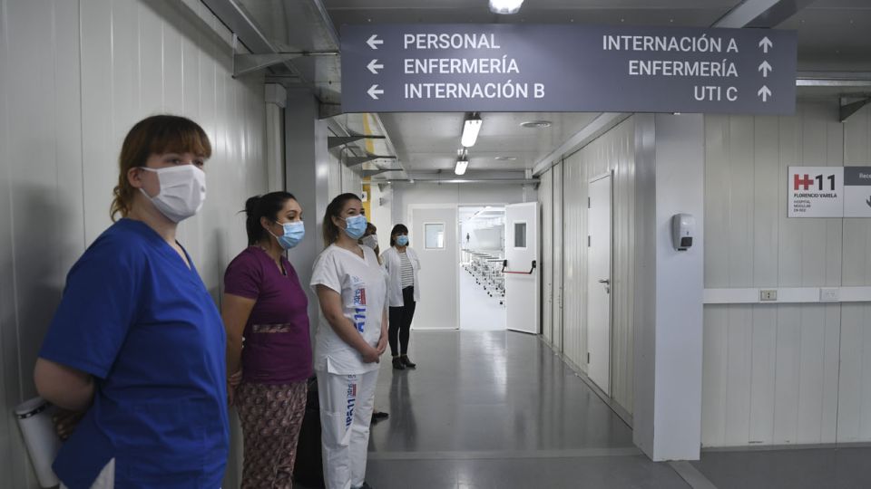 Polémica por la compra de barbijos quirúrgicos en la Ciudad.