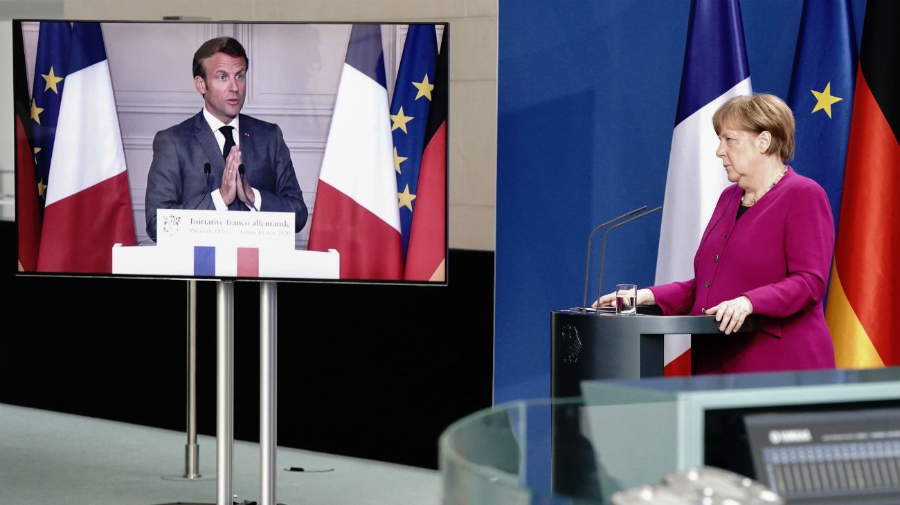 Alemania: La canciller alemana, Angela Merkel, en conferencia de prensa conjunta con el presidente francés Emmanuel Macron