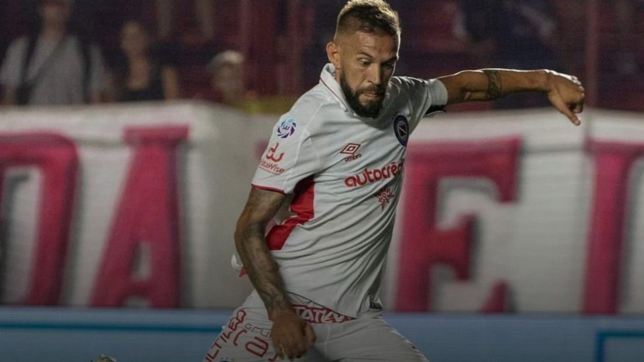 Asesinaron a golpes al hermano de futbolista de Argentinos Juniors