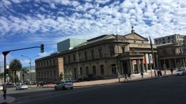 Quizás pronto Montevideo vuelva a recibir turistas, en principio nacionales, porque volverían a abrir en breve el turismo en Uruguay.