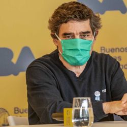Horacio Larreta y colaboradores dan una conferencia de prensa en la sede del gobierno porteño, para comunicar detalles sobre la evolución de la pandemia. | Foto:Juan Ferrari