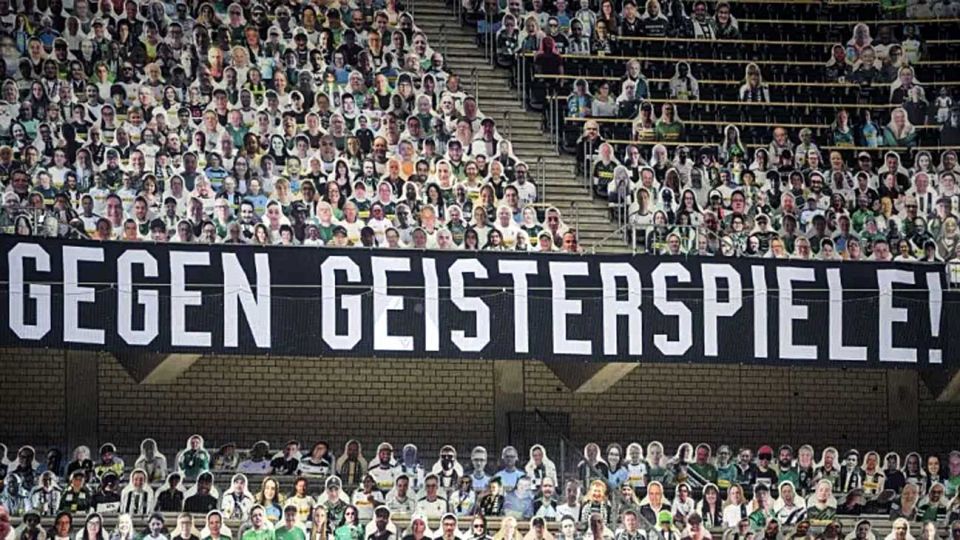 Histórico. Hinchas virtuales del Monchengladbach.