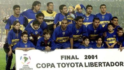 El equipo de Boca campeón de la Libertadores 2001.