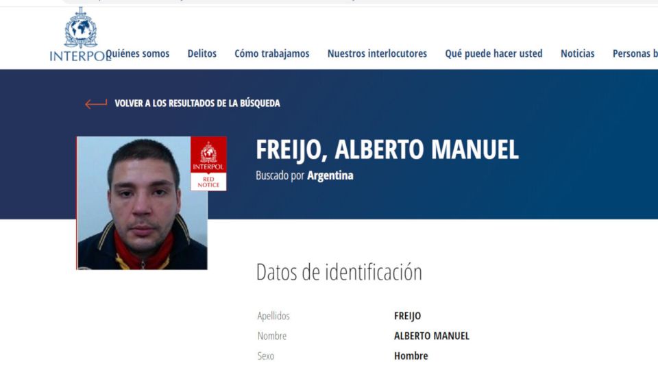 El pedido de captura internacional que figura en la página de Interpol.