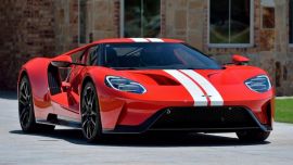 Este superdeportivo cuenta con un motor EcoBoost V6 de 3.5 litros biturbo, capaz de ofrecer 656 CV.