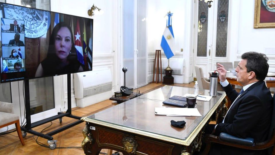 El presidente de la Camara de Diputados,Sergio Massa, en el debate con líderes legislativos latinoamericanos.