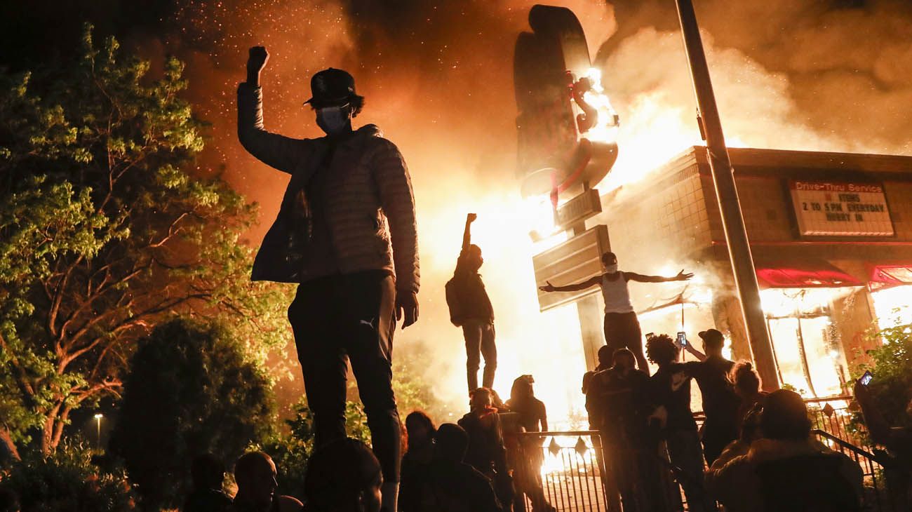 protestas en Minneapolis por la muerte de Ge0rge Floyd