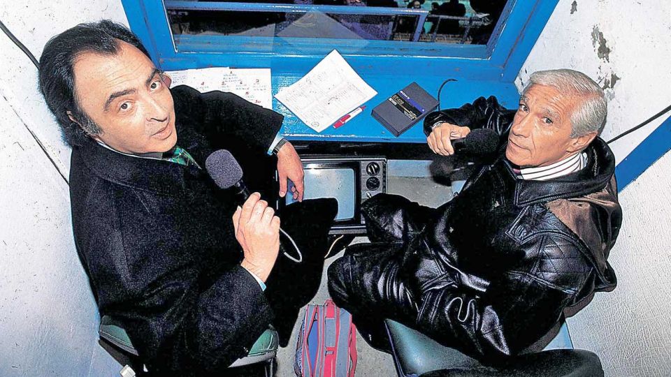 Dupla. Araujo y Macaya, las caras visibles del ciclo. El relator se fue en 2004 con un juicio millonario a Torneos.