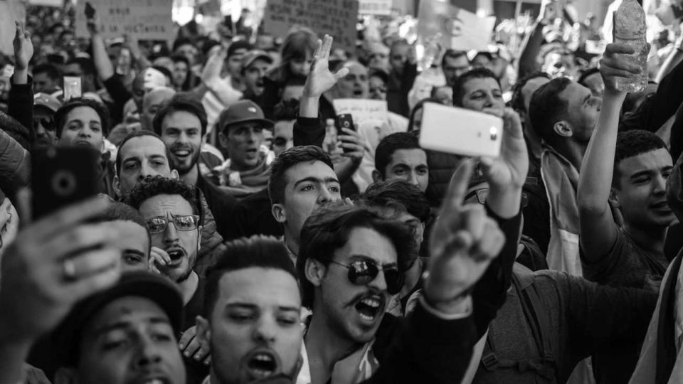 marcha-manifestacion-pueblo