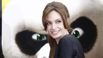 Angelina Jolie cumple 45