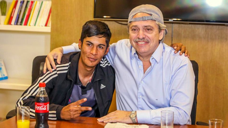 Alberto Fernández con Brian Gallo